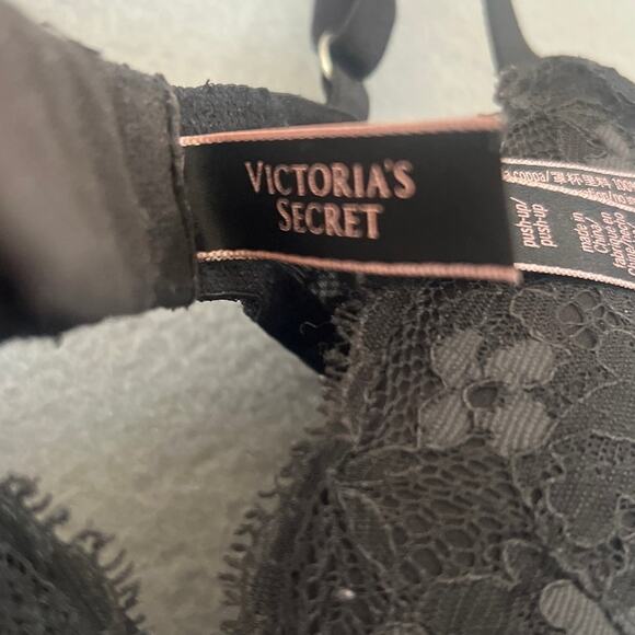 Victoria Secret Bra Women's 32C Wired Padded Lace Floral - Picture 2 of 4